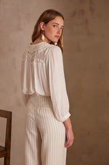 TAYLOR ECRU EMBROIDED V-NECK BLOUSE