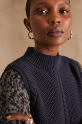 SCARLET INK SLEEVELESS JUMPER