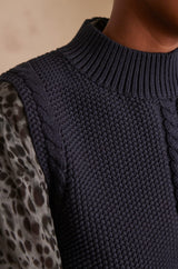 SCARLET INK SLEEVELESS JUMPER