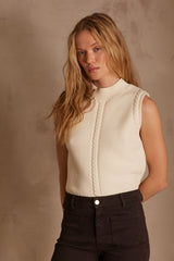 SCARLET CREAM SLEEVELESS JUMPER