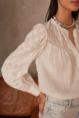 PREPPY ECRU EMBROIDERED BLOUSE