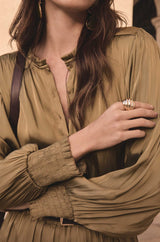 DEESSE SAGE PUFF SLEEVES SATIN BLOUSE