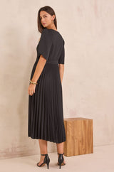 BILLIE BLACK PLEATED LONG DRESS