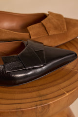 SARAH BLACK LEATHER BALLERINAS