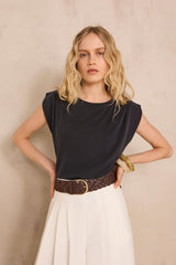LYNDA BLACK SLEEVELESS T-SHIRT