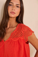 LILOU GERANIUM EMBROIDERED COTTON TOP