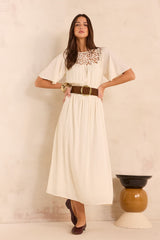PERFECT FLOWY LACE DRESS