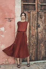 BELL BRICK PLEATED STRAIGHT DRESS
