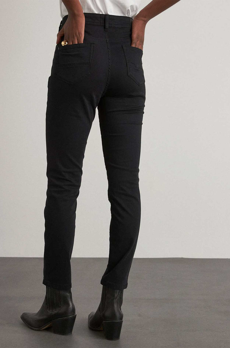 SULTAN BLACK SLIM-FIT COTTON SATIN JEANS