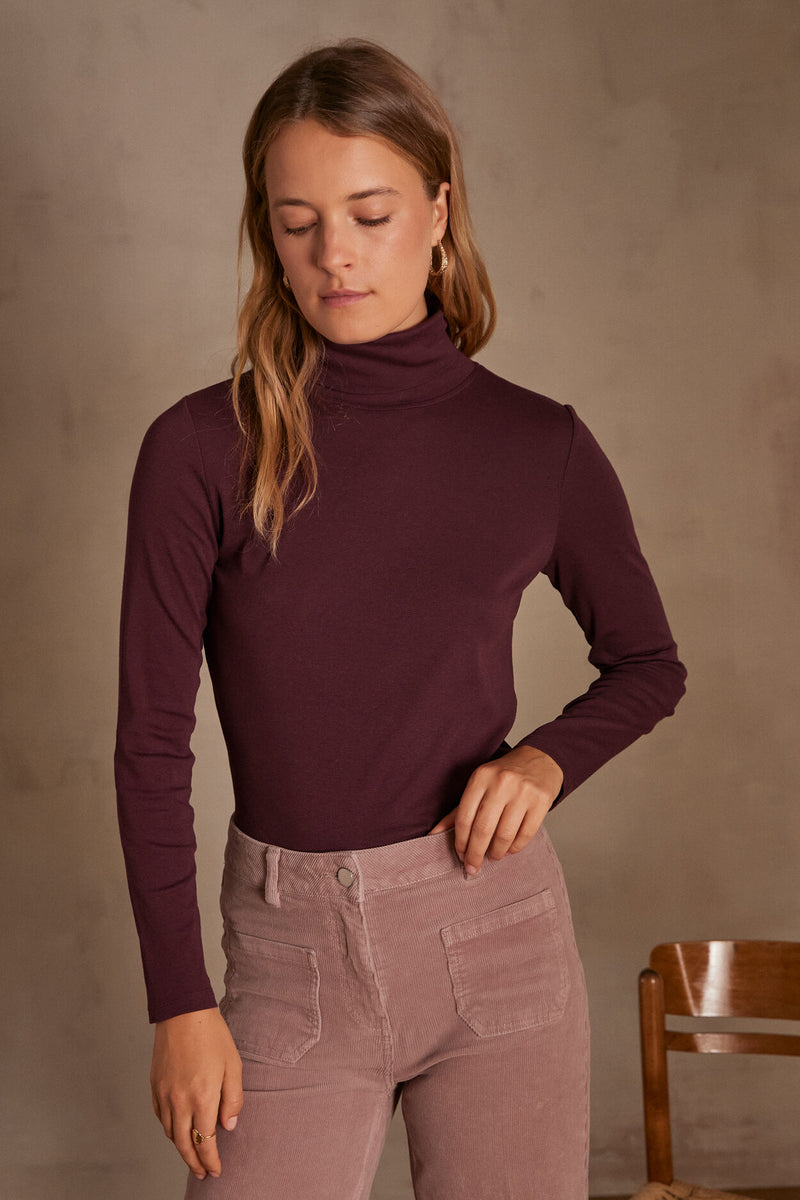 FERGUIE AUBERGINE COTTON TURTLENECK T-SHIRT