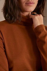 FERGUIE CINNAMON COTTON TURTLENECK T-SHIRT