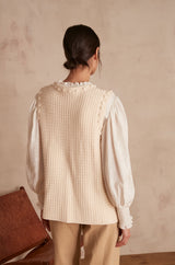 LEA SLEEVELESS CARDIGAN