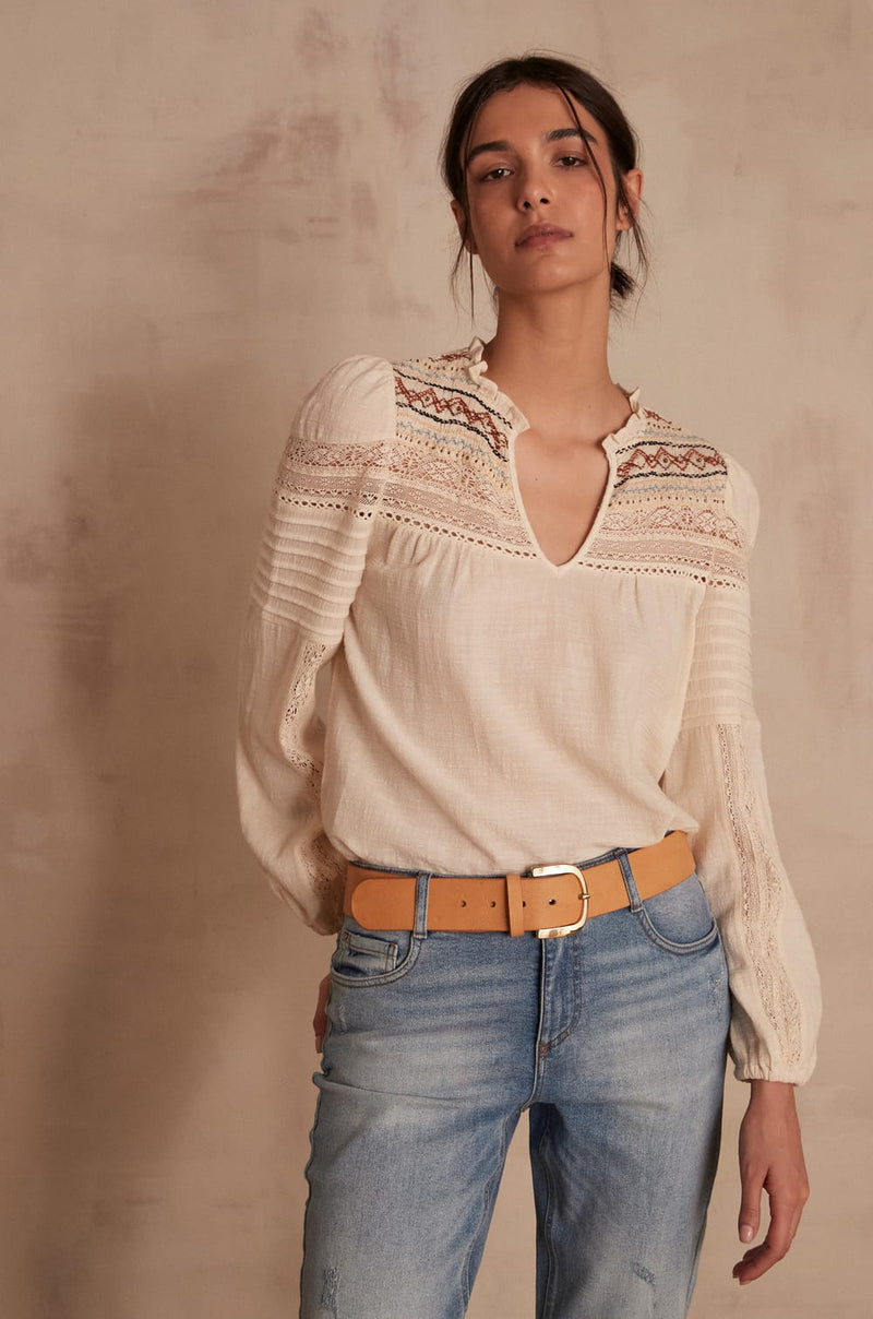 CARLOTA EMBROIDERED BLOUSE