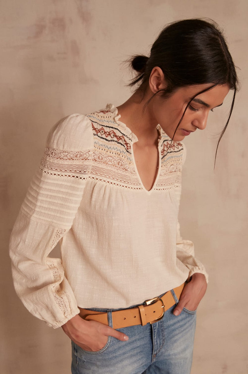 CARLOTA EMBROIDERED BLOUSE