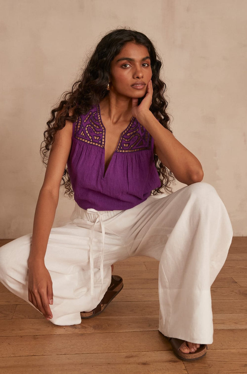 CLARITA PURPLE SLEEVELESS BLOUSE