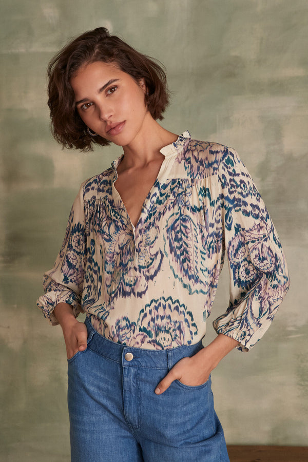 CATY FLORAL PRINT BLOUSE