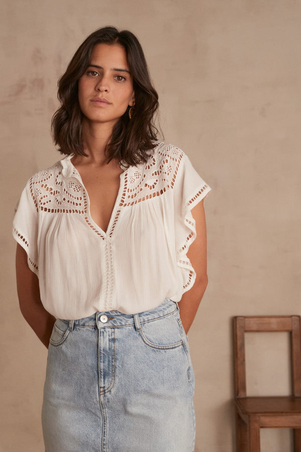 CINDY IVORY EMBROIDERED BLOUSE