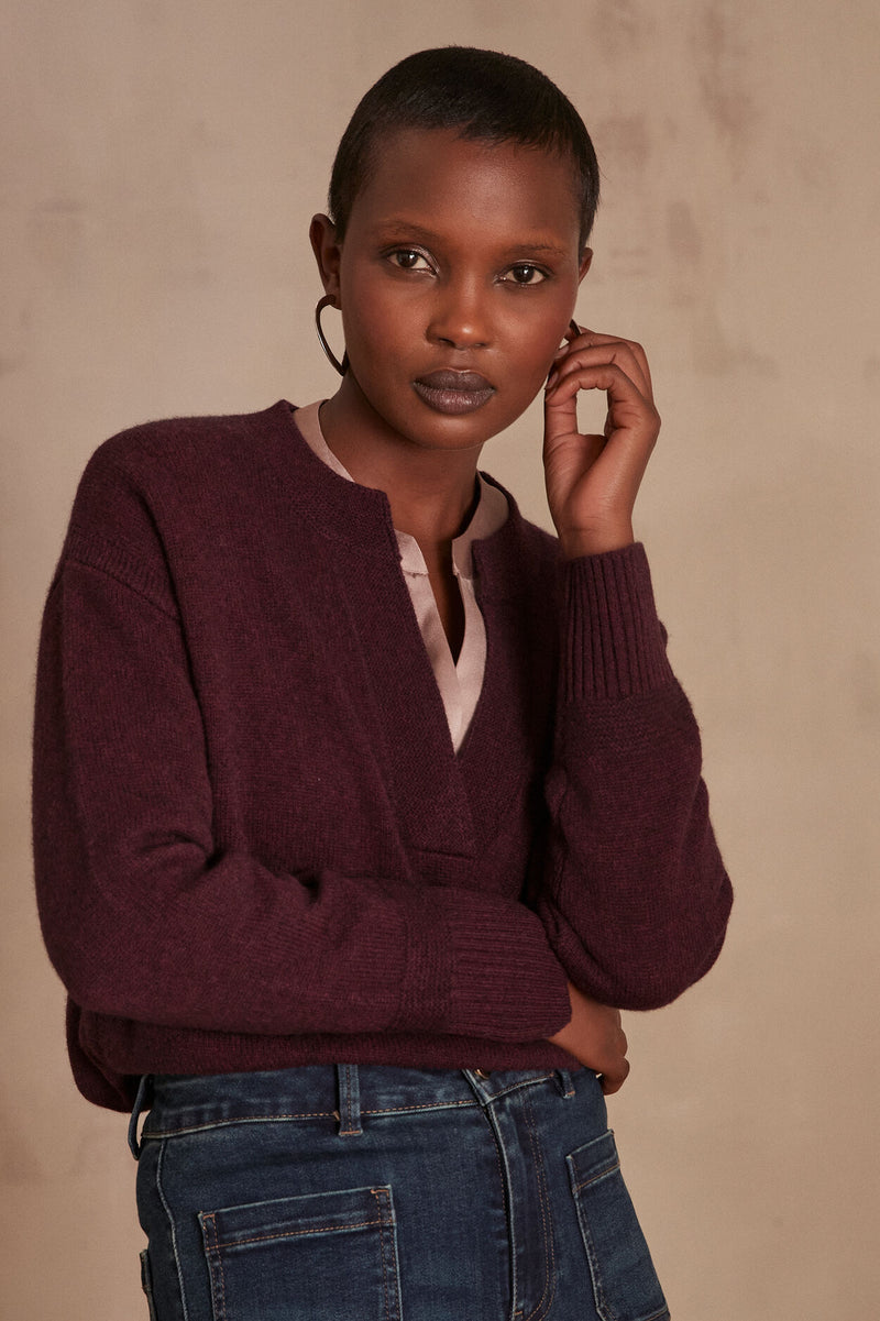 CLEMENT AUBERGINE V-NECK WOOL BLEND JUMPER