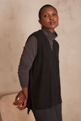 ARISTIDE BLACK SLEEVELESS JUMPER