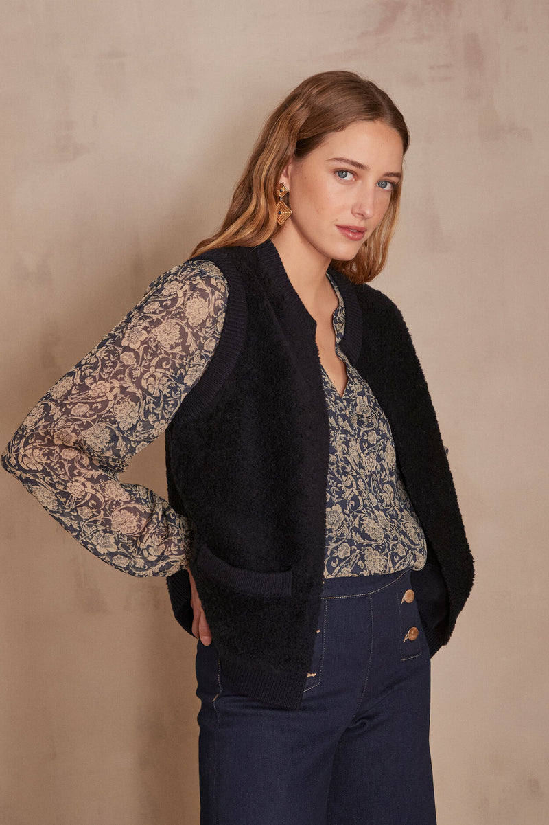 CLARENCE SLEEVELESS WOOL JACKET