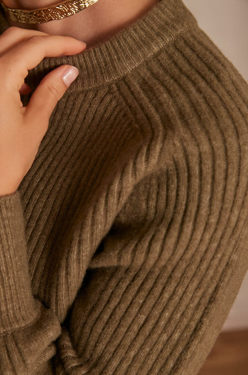 CAPUCINE KHAKI BUTTON DETAIL SWEATER