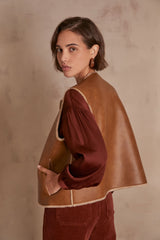 BROOKLYN CAMEL SLEEVELESS JACKET