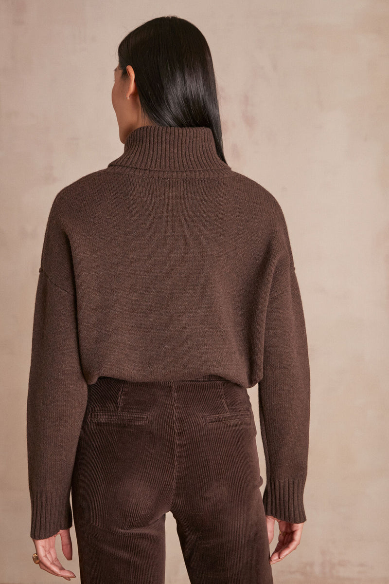 ANDREA DARK BROWN TURTLENECK JUMPER