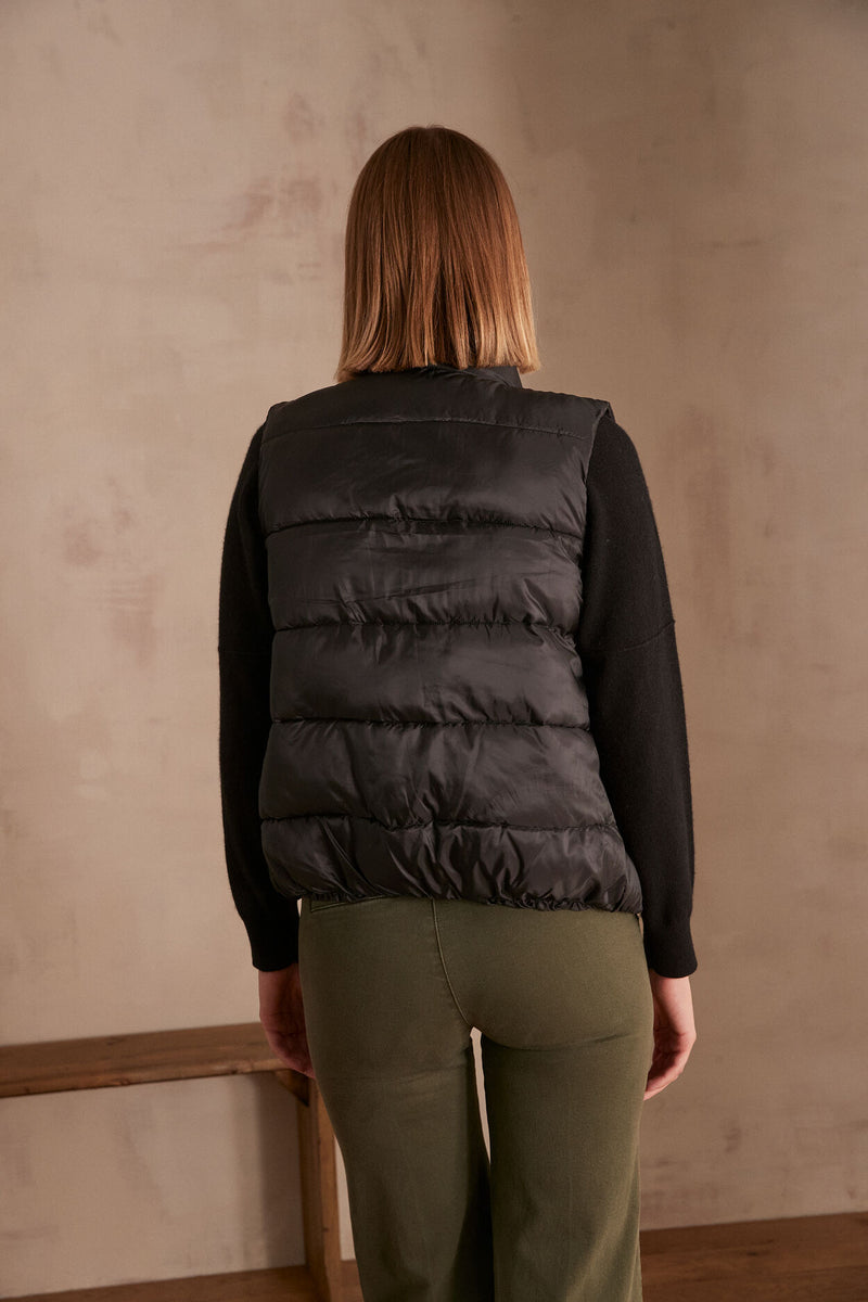 ALI BLACK SLEEVELESS DOWN JACKET