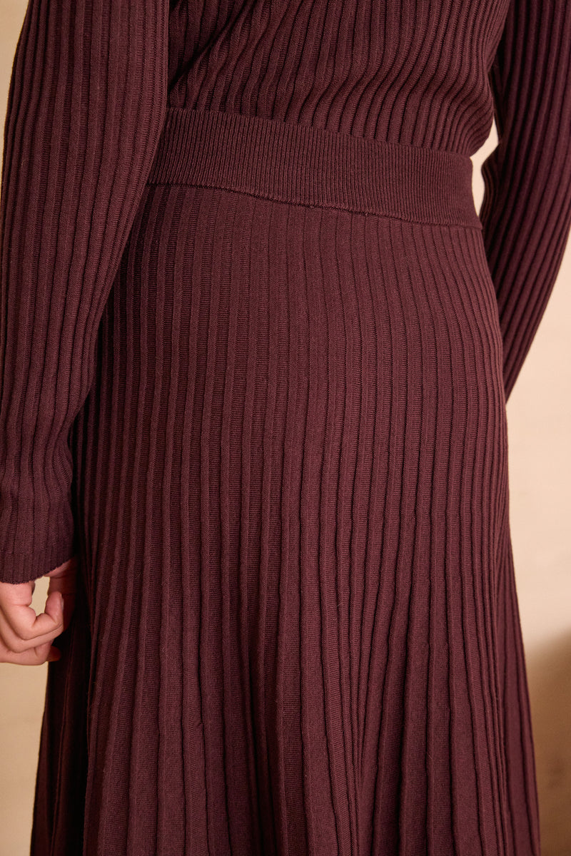ELISA AUBERGINE KNITTED PLEATED SKIRT