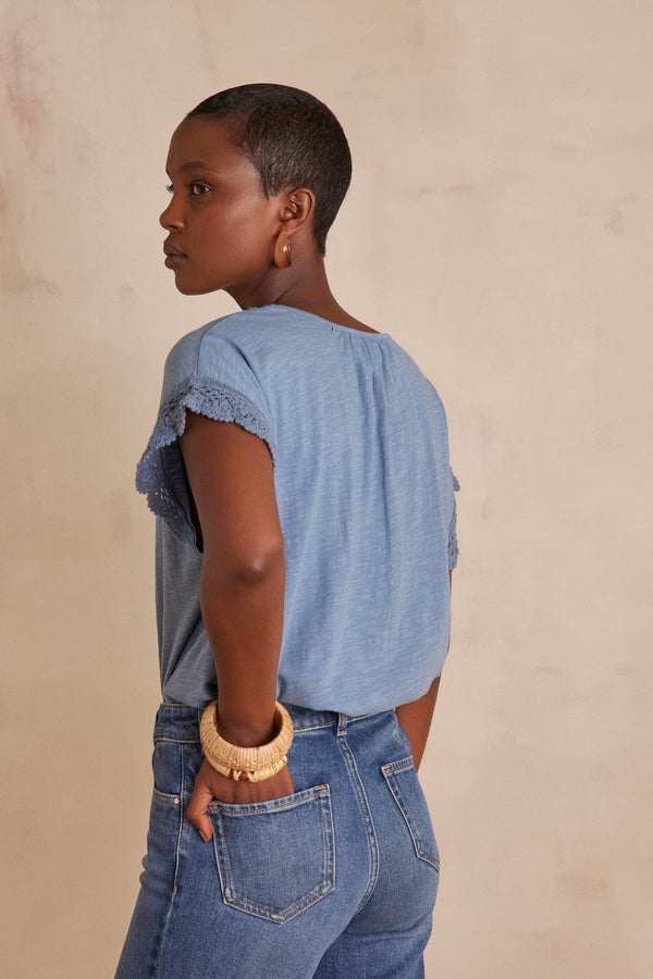 FLORIE BLUE EMBROIDERED COTTON T-SHIRT