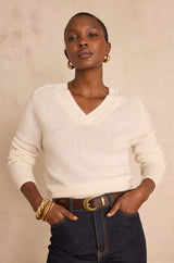 BRYTON CASHMERE ECRU V-NECK JUMPER