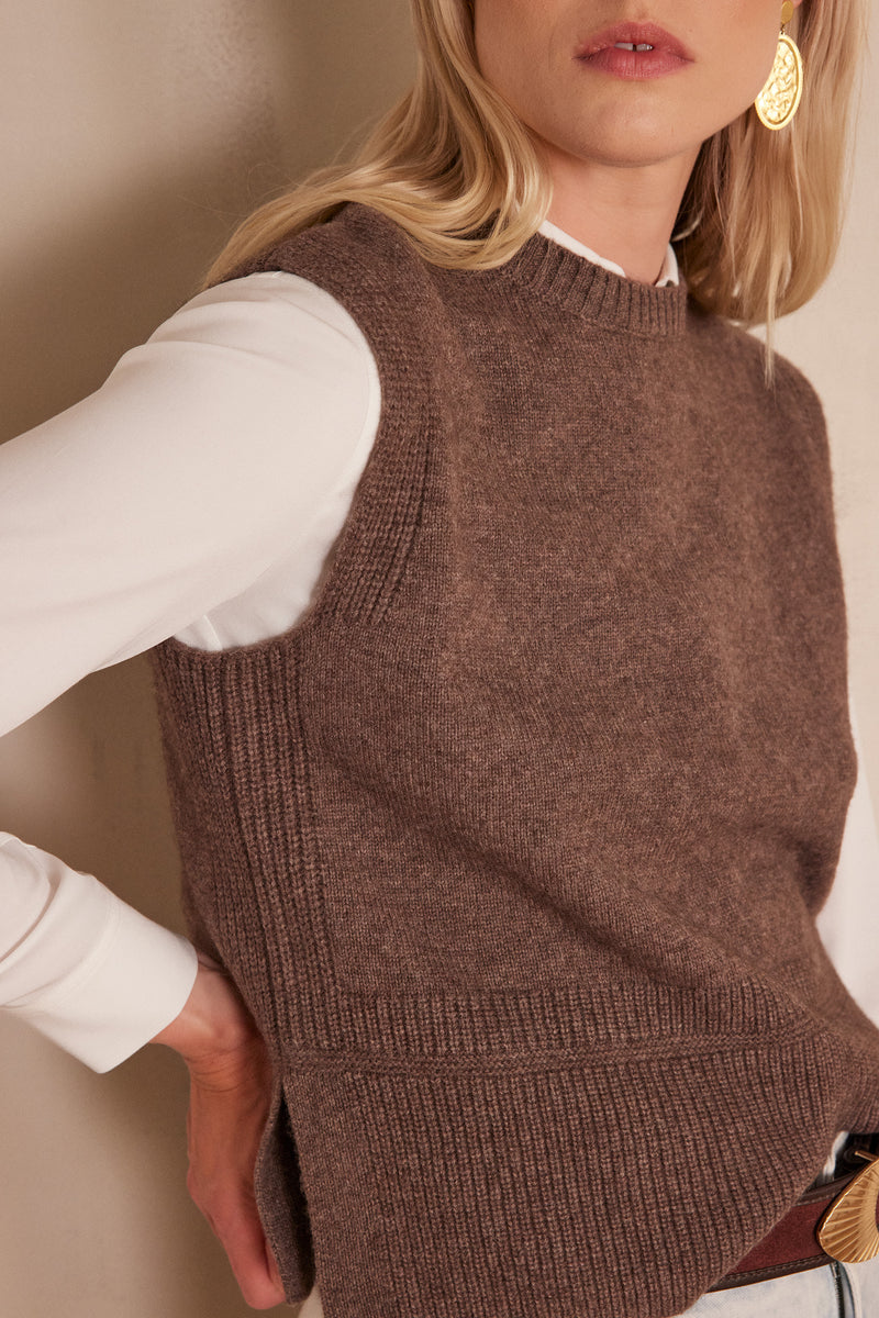BARCLAY DARK TAUPE SLEEVELESS WOOL JUMPER