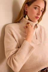 BALTHAZAR WOOL NATURAL V-NECK JUMPER