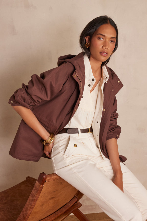 ANNETTE CHOCOLATE SHORT COTTON PARKA