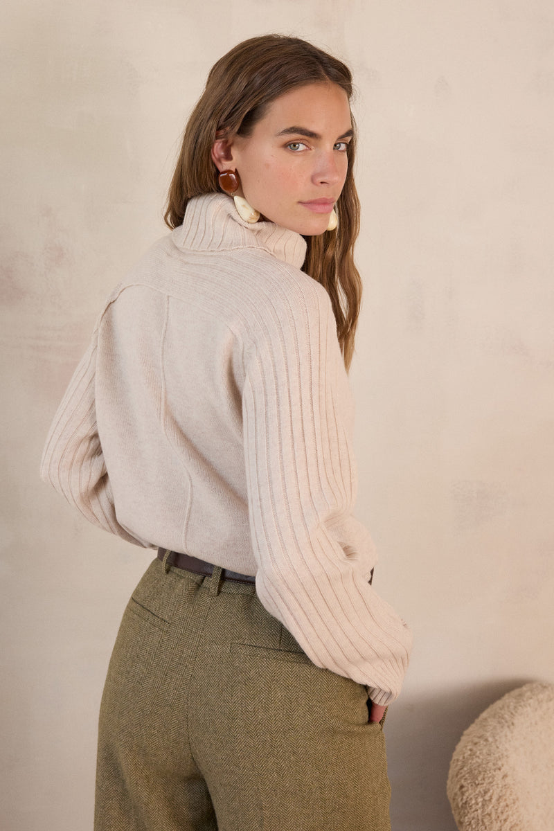 BLAISE NATURAL TURTLENECK JUMPER