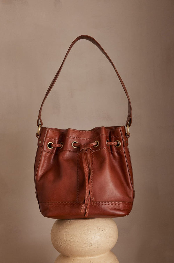 LUCIEN CAMEL BUCKET BAG