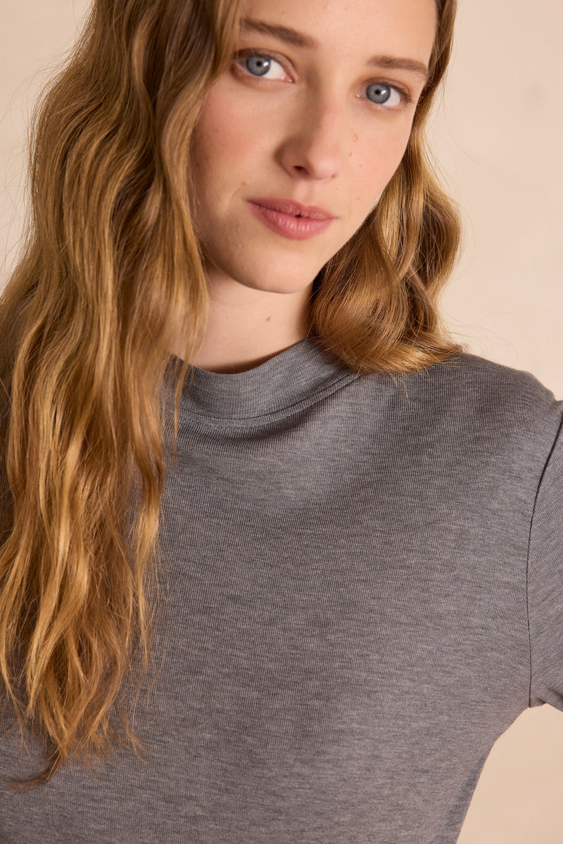 FLYNN ANTHRACITE HIGH NECK T-SHIRT