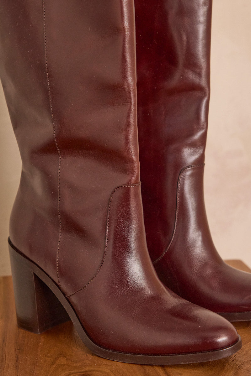 VANESSA CHOCOLATE LEATHER BOOTS