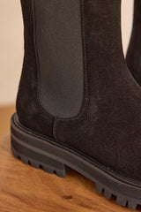 VICTOIRE BLACK LEATHER BOOTS