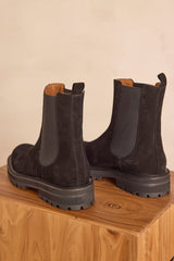 VICTOIRE BLACK LEATHER BOOTS