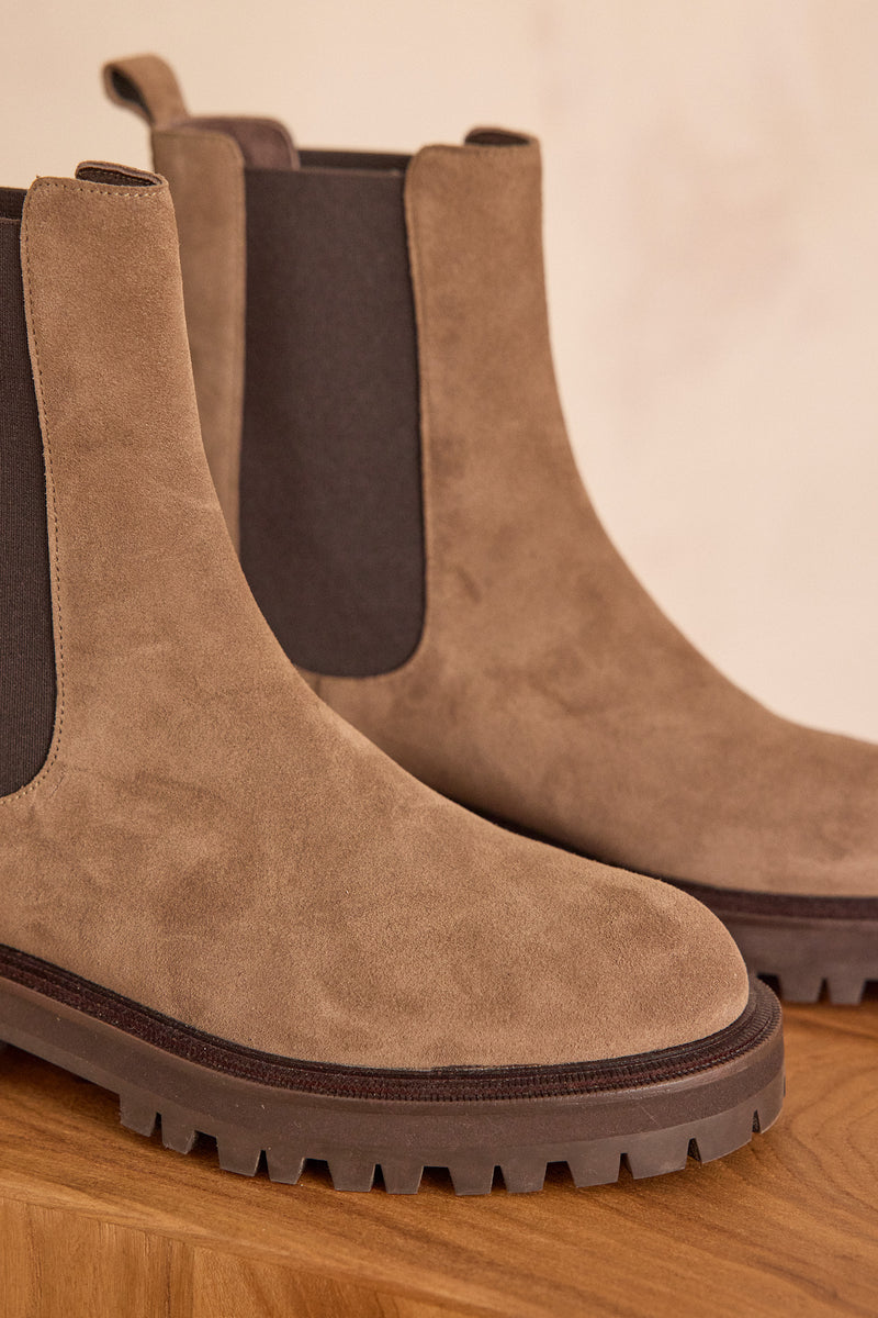 VICTOIRE DARK TAUPE LEATHER BOOTS