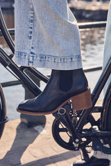 VALENTINA BLACK LEATHER BOOTS