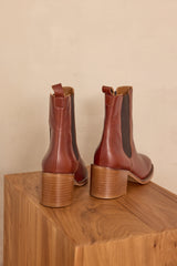 VALENTINA CHOCOLATE LEATHER BOOTS