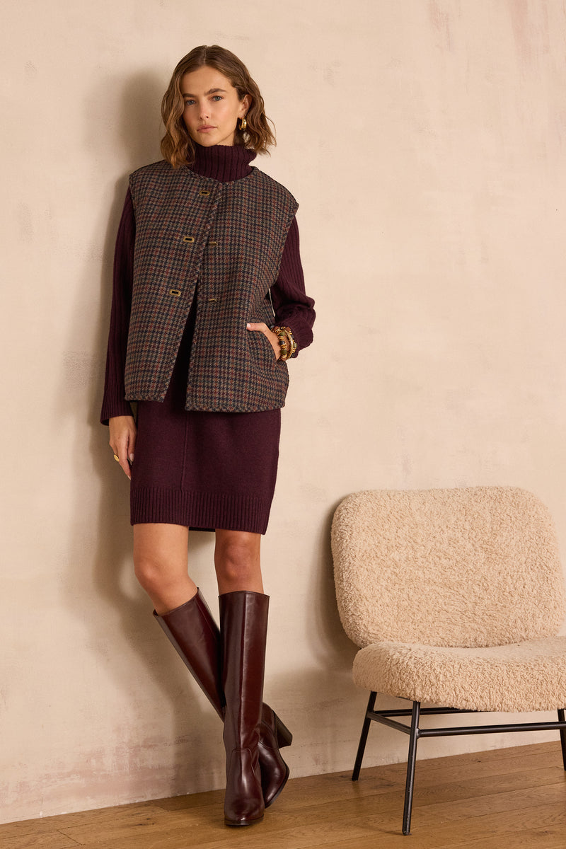 SABRINA AUBERGINE BOUCLE WOOL JACKET