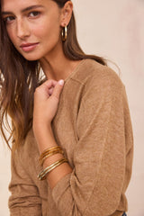 PITT LIGHT CAMEL V-NECK WOOL JUMPER