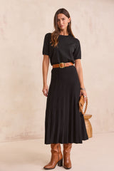 OMBRE BLACK PLEATED KNIT SKIRT