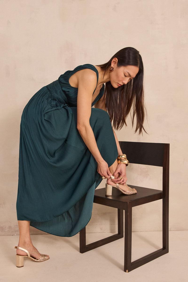 BOREAL SPRUCE GREEN PLEATED STRAIGHT DRESS BOREAL SPRUCE GREEN PLEATED STRAIGHT DRESS