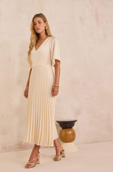 BILLIE CREAM PLEATED LONG DRESS