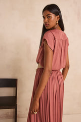 MAELLE DARK PINK SLEEVELESS BLOUSE