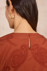 DOLORES BRICK EMBROIDERED SHORT-SLEEVE BLOUSE